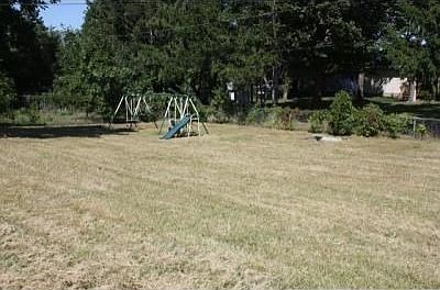 3rd image of 7572 Imperial Dr N