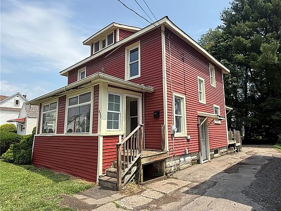 2nd image of 332 Steuben St