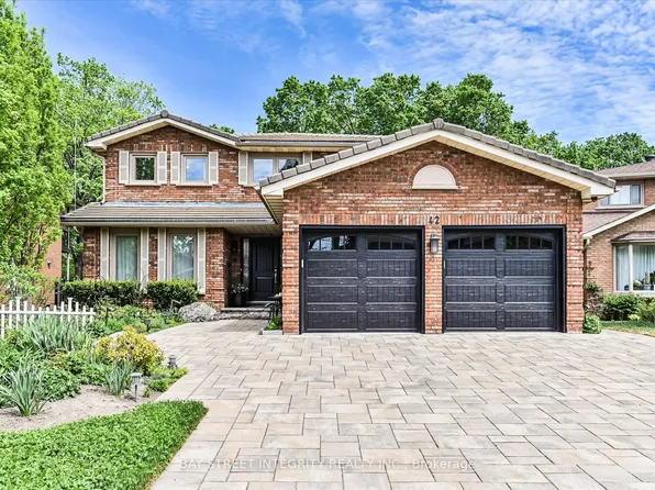 42 Sycamore Dr, Markham, ON L3T 5V6