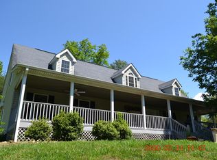 81 Terrace Ridge Dr, Franklin, NC 28734