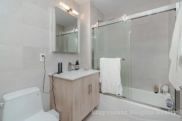 Rented by Stuyvesant Heights Realty Corp | media 15