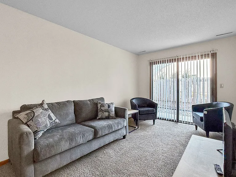 Trailside Apartments — Photo 6