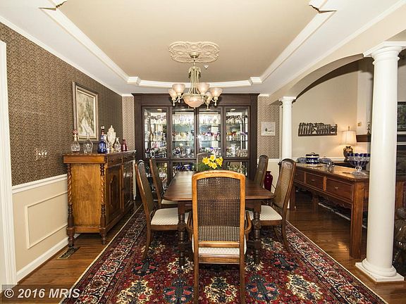 2nd image of 1714 Gatehouse Ct