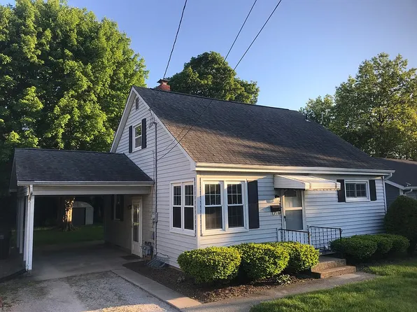 210 Columbia Ave, Waterloo, IL 62298