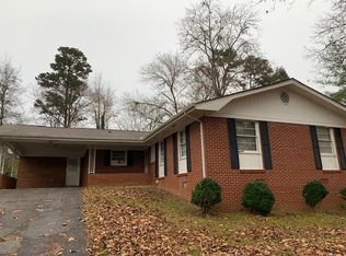 300 Mohawk Dr NW, Cleveland, TN 37312