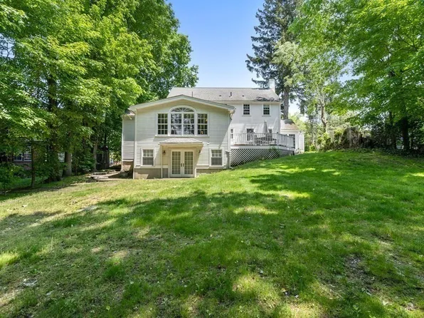 23 Ashford Rd, Newton, MA 02459
