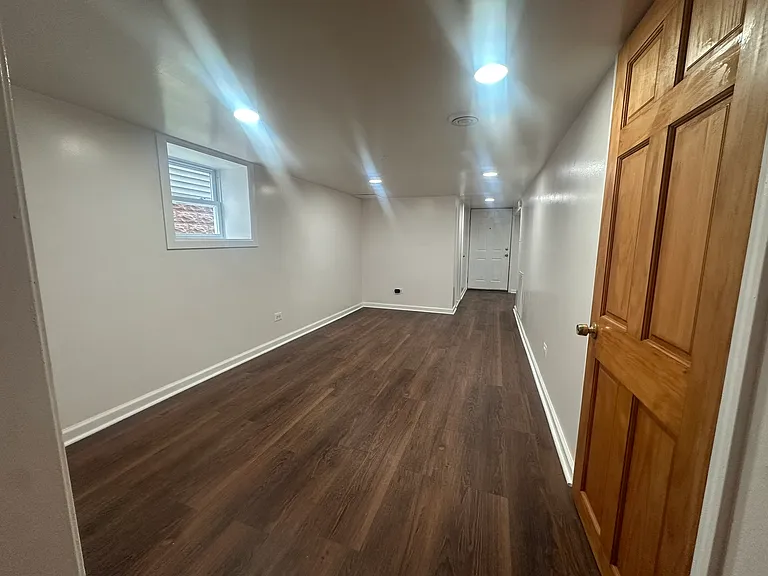 5719 W Giddings St — Photo 2