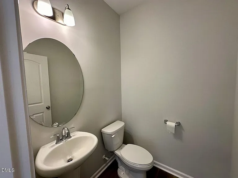 653 Grand Central Sta — Photo 12