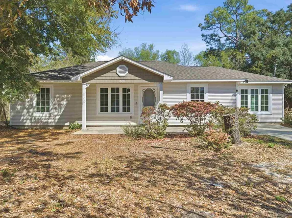 2026 Church St, Gulf Breeze, FL 32563