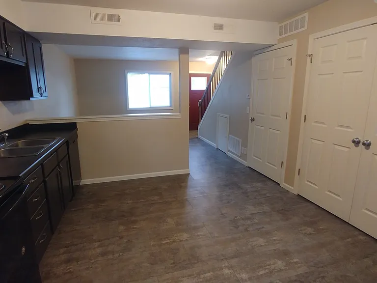 2802 Sutton Pl #2802 — Photo 63