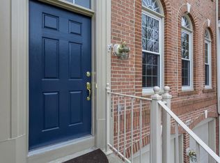 9510 Lagersfield Cir, Vienna, VA 22181
