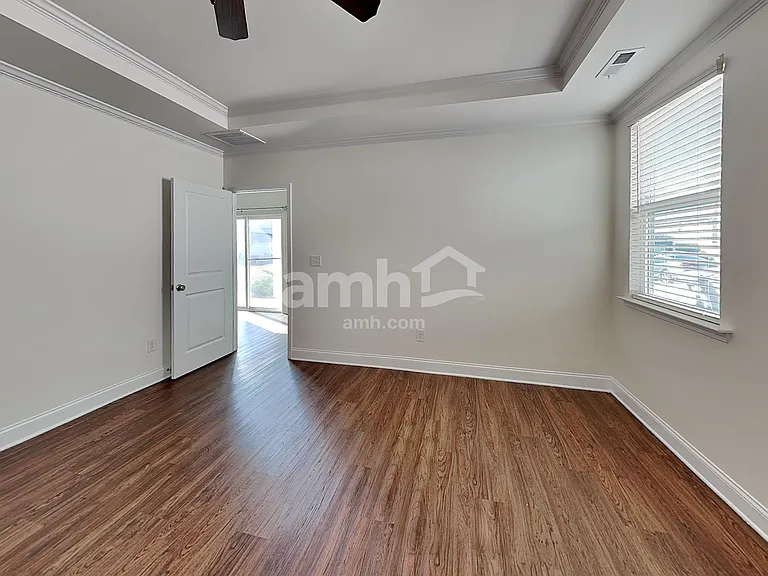 209 Stowe Rd — Photo 7