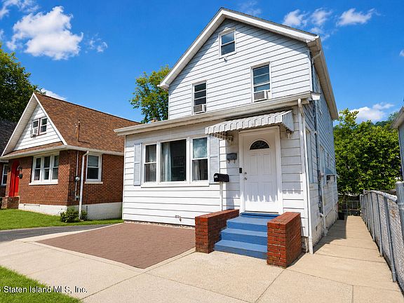 2nd image of 155 Fulton St