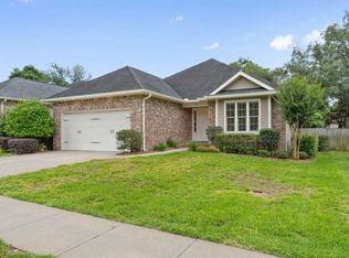 147 Black Bear Cir, Niceville, FL 32578