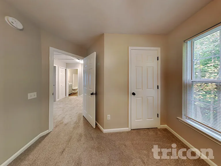 1549 Rumstone Ln — Photo 10