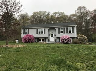 125 Wren St, Taunton, MA 02780