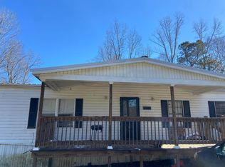 209 Willow Ln, Union Point, GA 30669