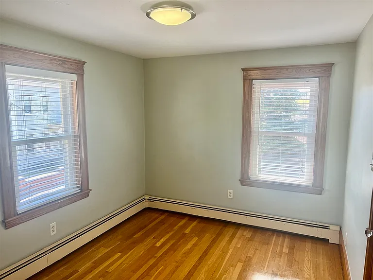 616 Adams St #1 — Photo 11