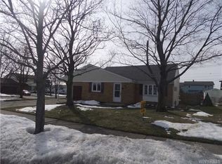 4 Barbados Dr, Cheektowaga, NY 14227