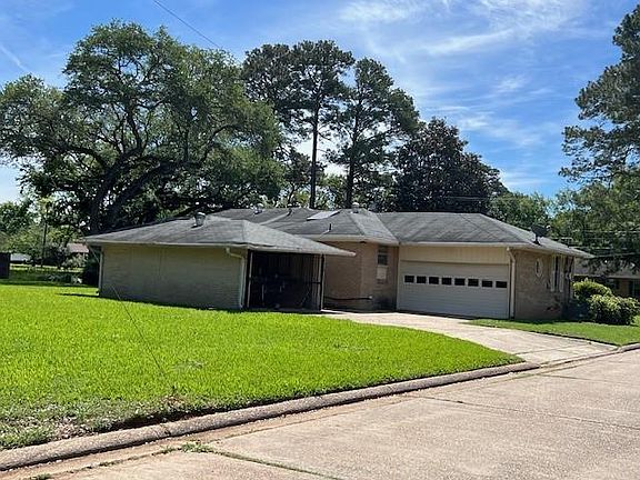 5th image of 3132 Madonna Dr