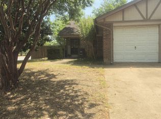 4301 Yellowleaf Dr, Fort Worth, TX 76133