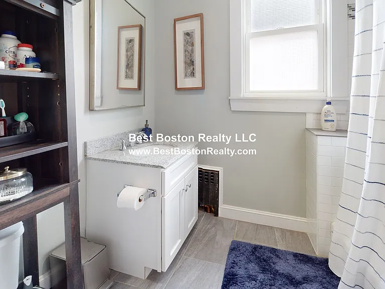 26 Marathon St #1 — Photo 16