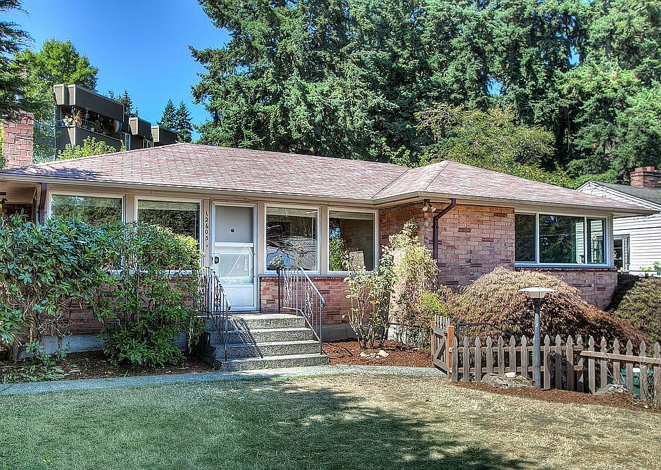 1st image of 12605 10th Ave NE