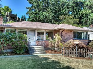 12605 10th Ave NE, Seattle, WA 98125