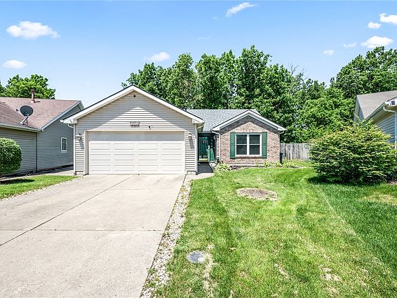 2nd image of 2344 Villagewood Ct