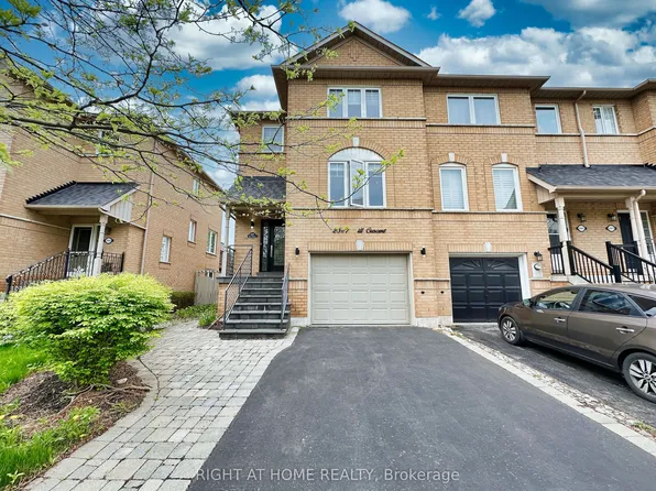 2547 Gill Cres, Oakville, ON L6H 6R8