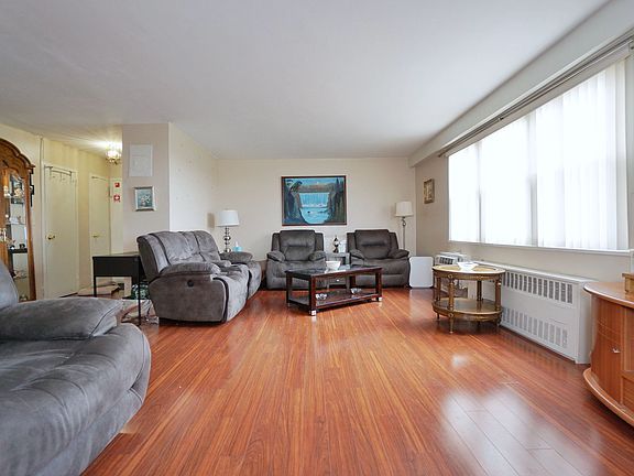 4th image of 2475 W 16th St APT 14C