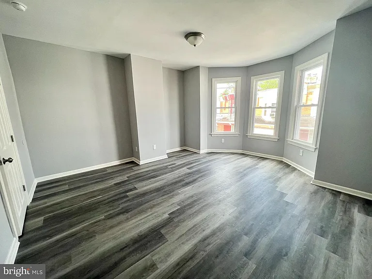 5532 Chancellor St — Photo 10