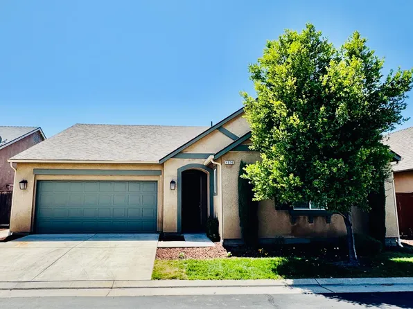 4074 Heritage Ln, Clovis, CA 93619