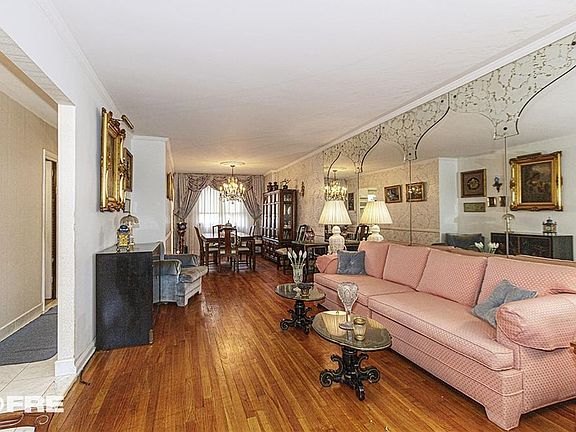 2nd image of 219 Ryder Ave