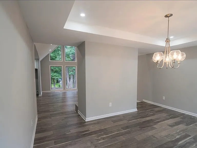 3255 Village Glen Trl — Photo 8
