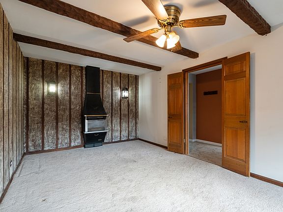 2nd image of 4620 184th St