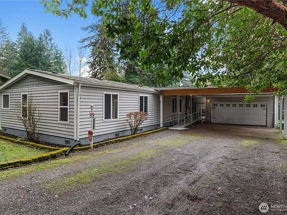 4th image of 6827 Holmes Island Road SE