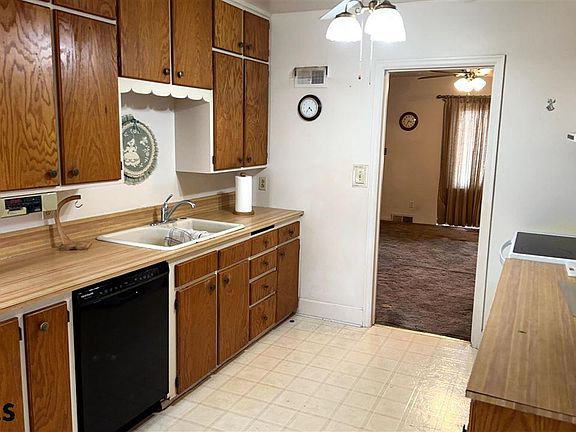 5th image of 2614 Avenue D