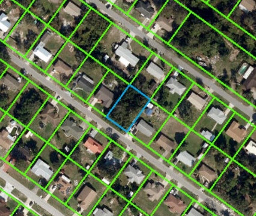 2nd image of 3208 Dolphin Dr