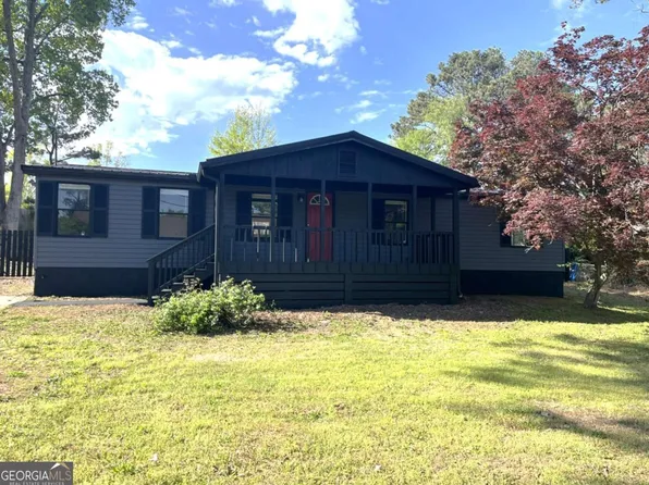 106 Evergreen Trl, Cartersville, GA 30121