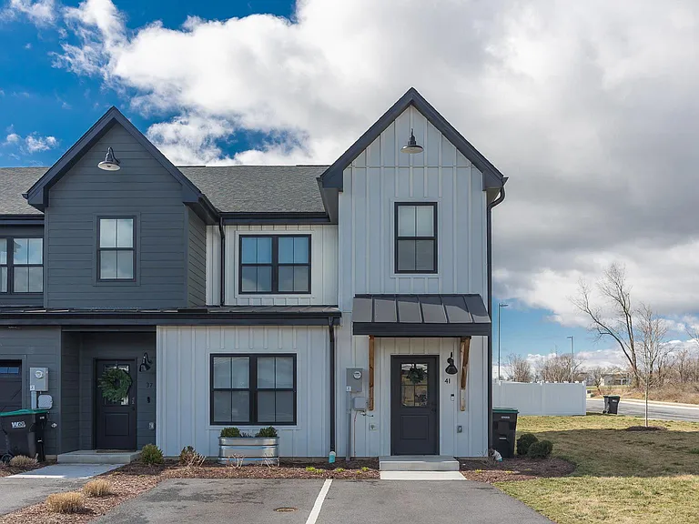 41 Field Ct — Photo 3