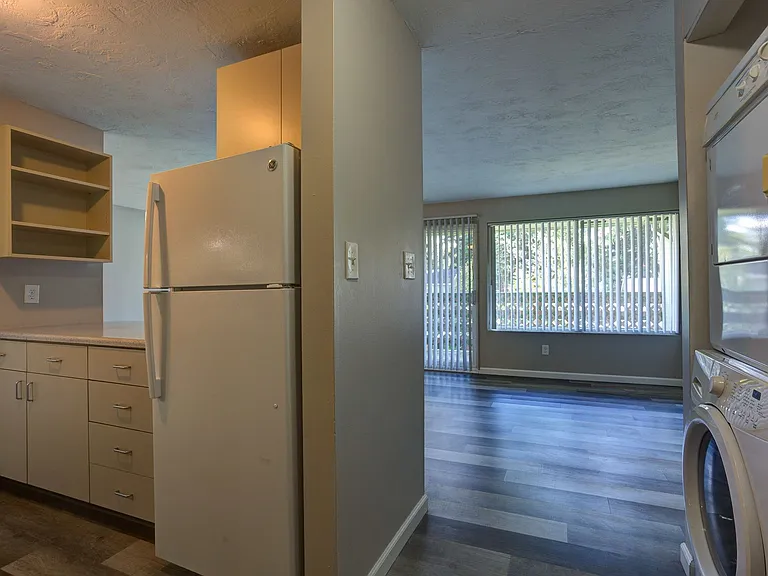 Sierra Terrace — Photo 10