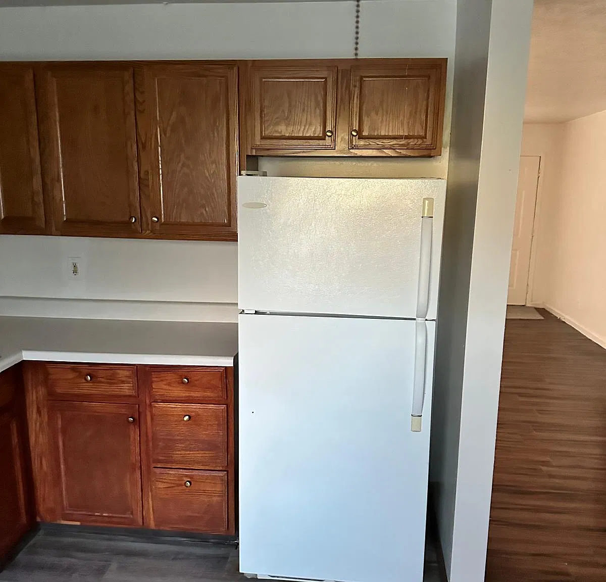 2 bed, 1000 sqft, $1,345 — Photo 1