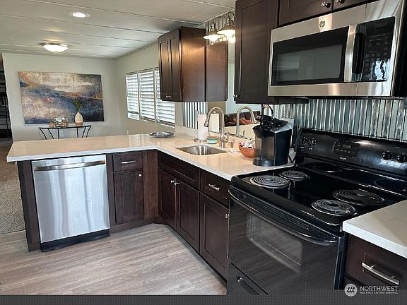4th image of 15459 Sunny Cove Drive SE