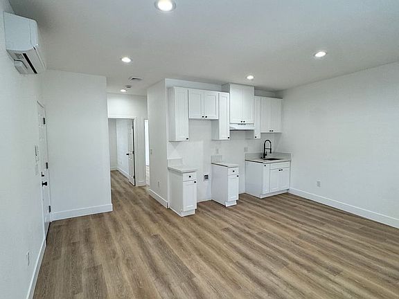 3rd image of 5201 E Anaheim Rd #9
