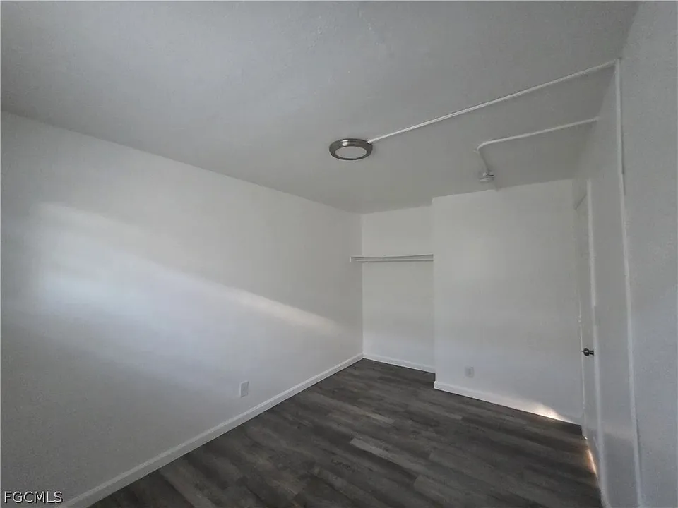 3033 2nd St #2