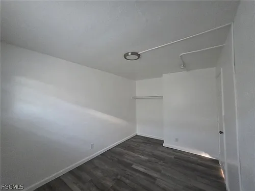3033 2nd St Photo 1