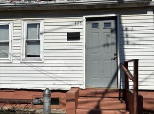 825 Tulip St, Camden, NJ
