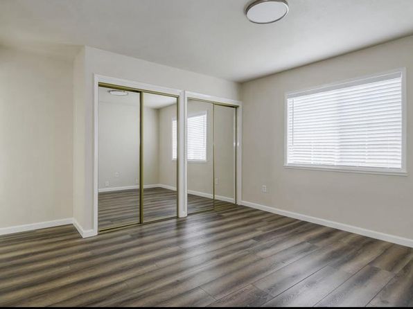 337 Vineyard Dr