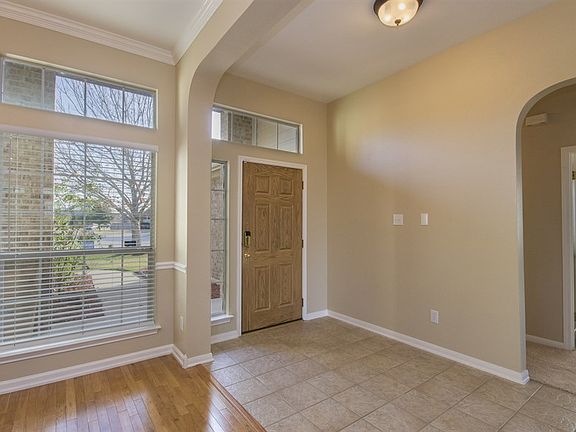 4th image of 2201 Callaway Garden Ct